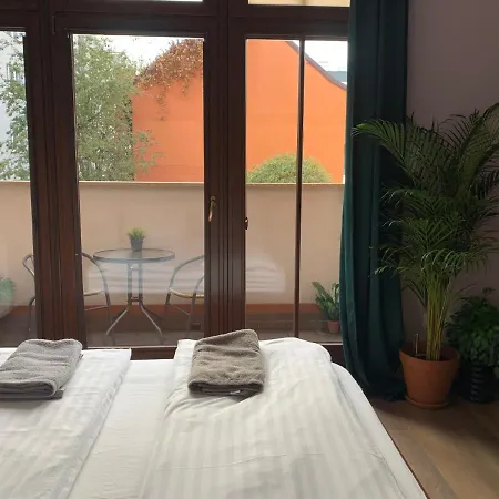 Apartament Pułaskiego 11a - Przestronne Apartamenty, Centrum *